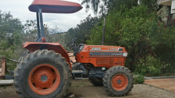 KUBOTA L3750 PIERŚCIENIE I TŁOKI